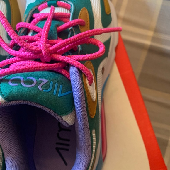 *SOLD* Air max 200 - Picture 3 of 7